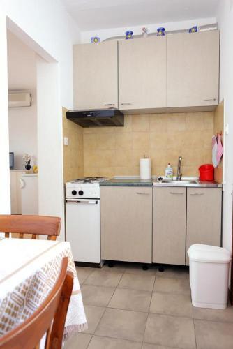 Apartment Lumbarda 156a
