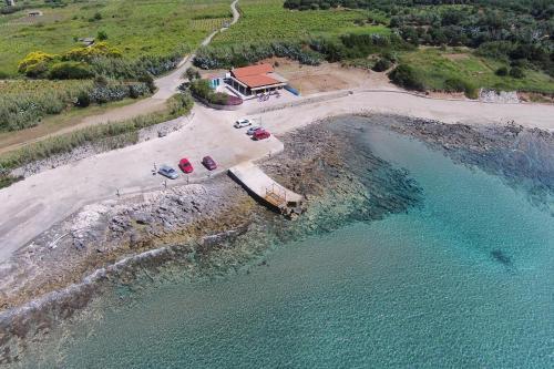 Apartment Lumbarda 156a