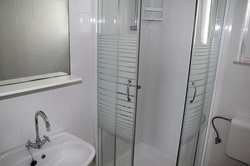 Apartments In Makarska 6735