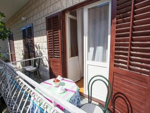 Apartments In Makarska 36280