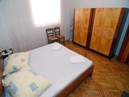 Apartments In Makarska 36280
