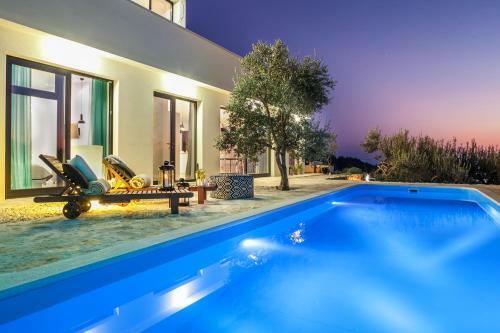 Villa Tres Chic