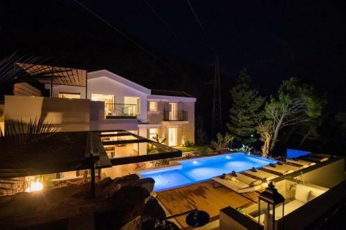 Ctma236/ Modern Decorated Villa With Private Pool