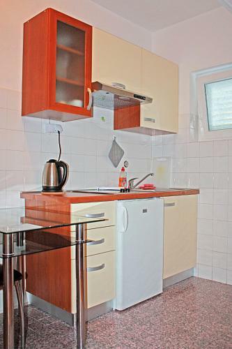 Hostal Bougainvillea Apartments