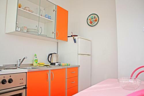 Hostal Bougainvillea Apartments