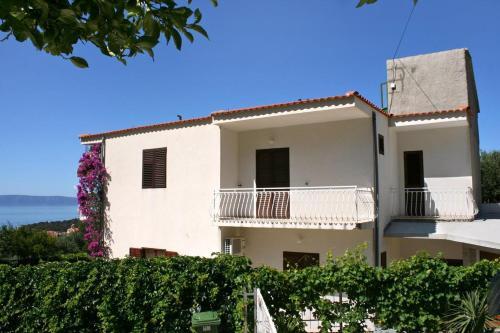 Apartments With A Parking Space Makarska - 6768