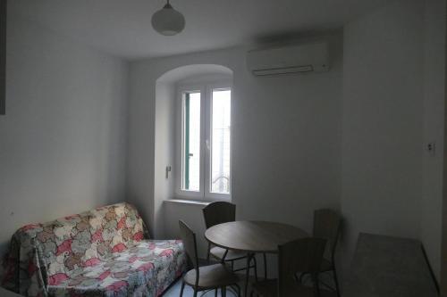 Apartments With Wifi Makarska - 14560