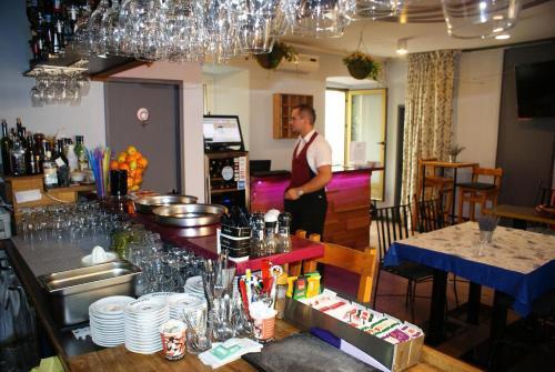 Hostal Triple Room Zadar 14030b