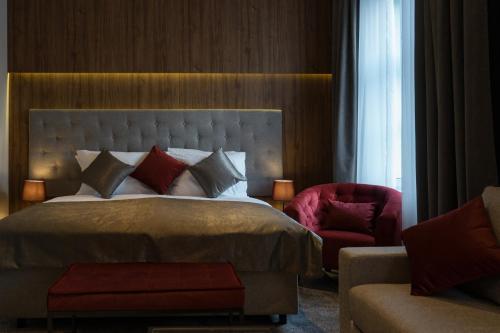 De?man Luxury Apartments