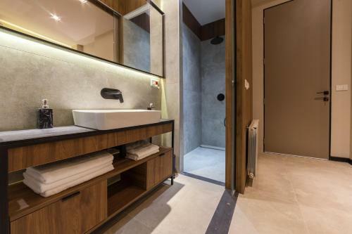 De?man Luxury Apartments