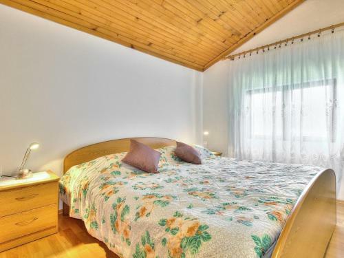 Hostal Paradinovic House With Apartments