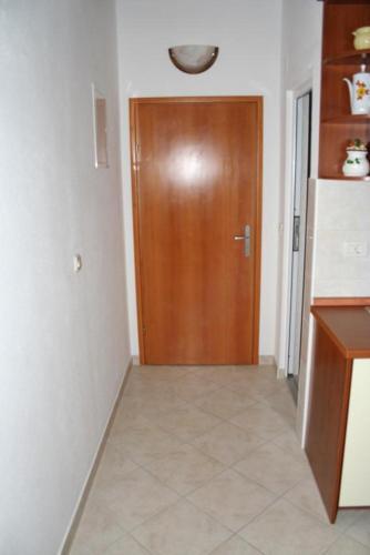 Apartments By The Sea Zaostrog (makarska) - 2649