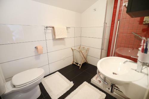 Villa Olive Garden Apartments