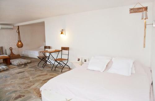 Aenaos Villa, Tinos