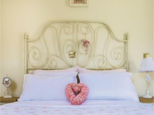 Four-bedroom Holiday Home In Diakopto