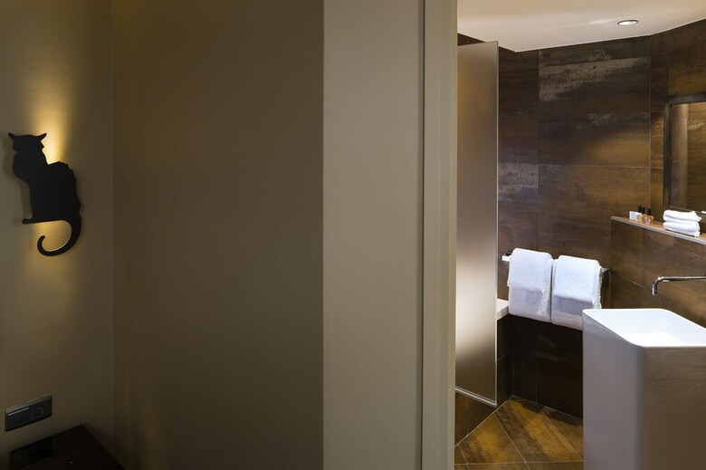 Chat Noir Design Hotel