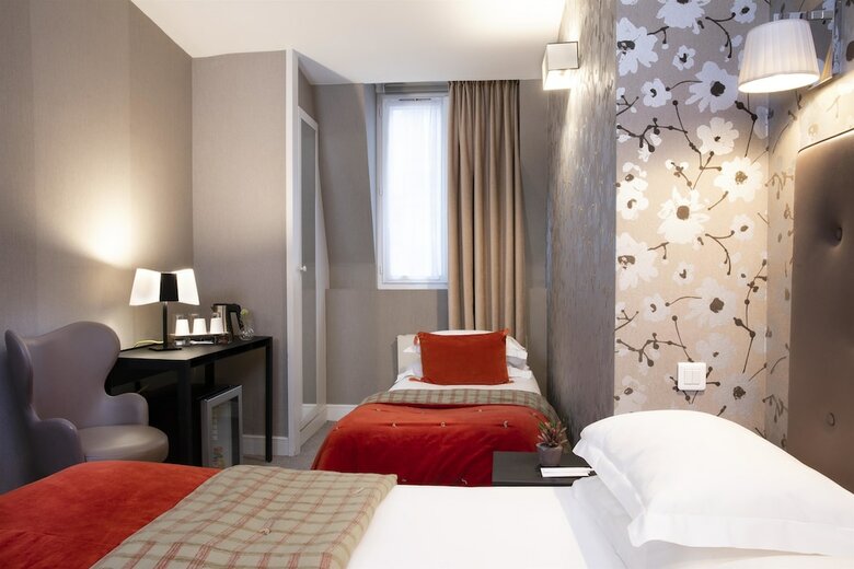 Hotel Plaza Etoile