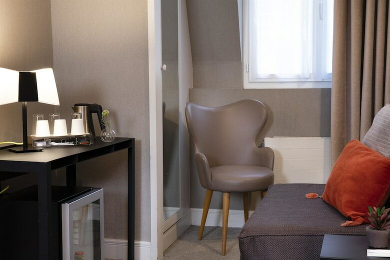 Hotel Plaza Etoile