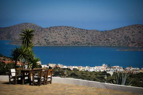 Elounda Paul Villa