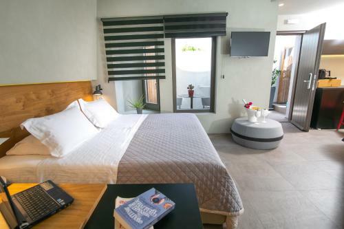 Hotel Marquise Suites - Adults Only