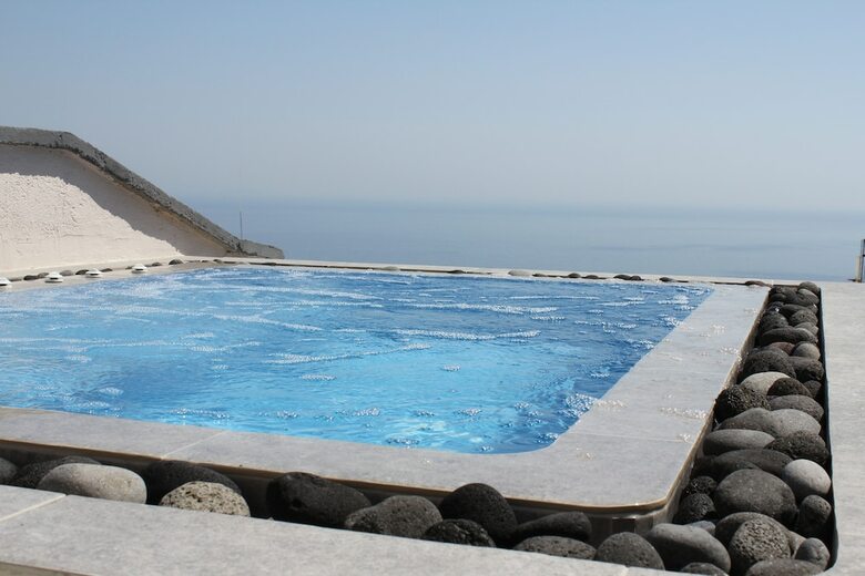 Villa By Hotel Thira