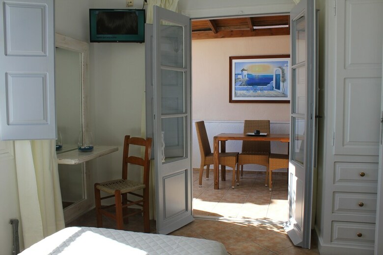 Villa By Hotel Thira