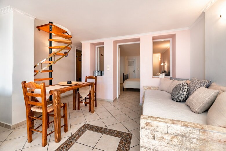 Villa By Hotel Thira