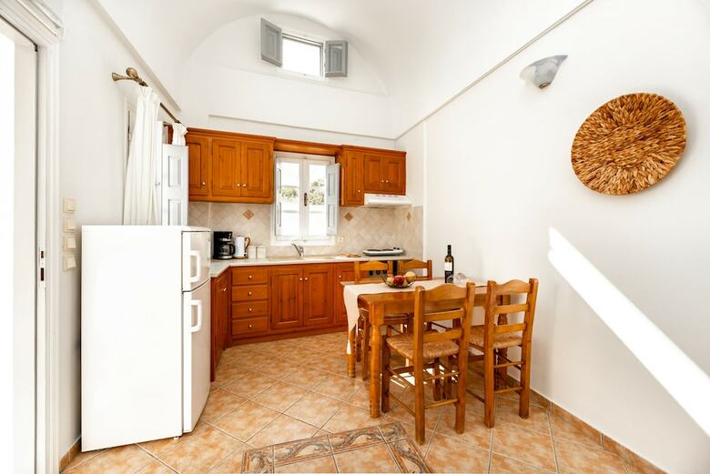Villa By Hotel Thira