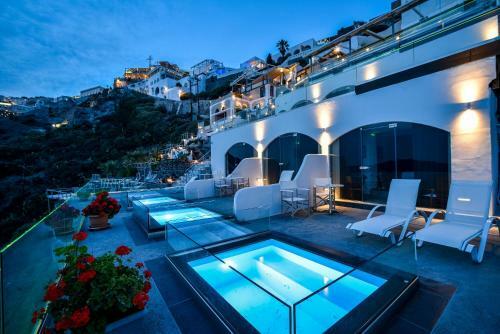 Hotel Kratiras View Luxury Suites