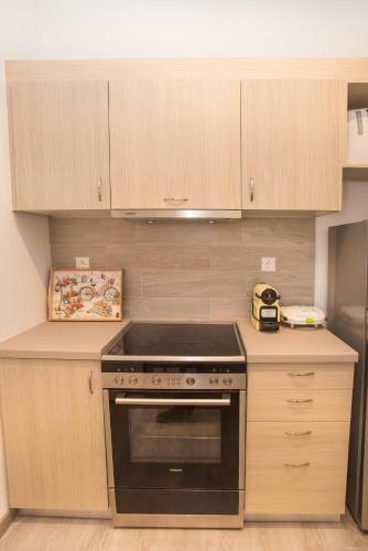Central Apartment In Glyfada