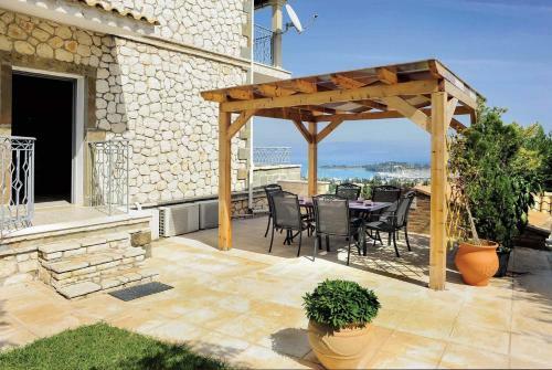 Kyra Chrysikou Villa Sleeps 6 Air Con Wifi