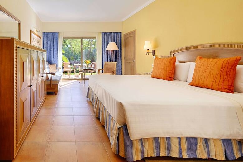 Hotel Barcelo Maya Colonial