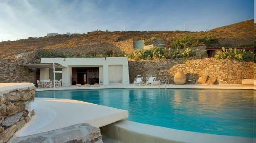 Villa Filippa By The Pearls Collection