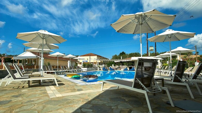 Hostal Fardini Seaside Hotel
