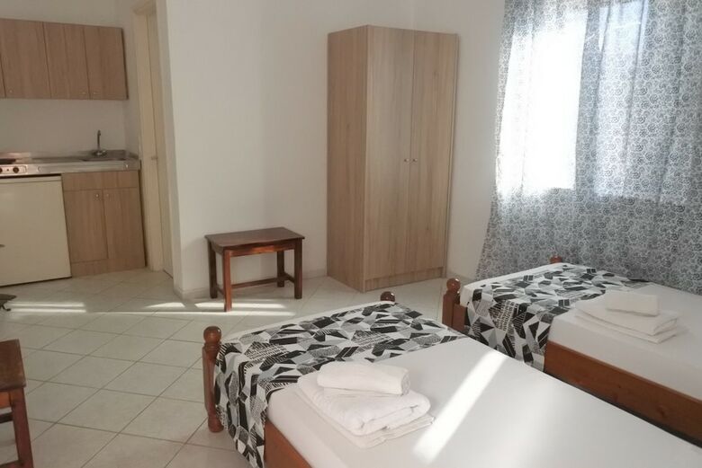 Hostal Fardini Seaside Hotel