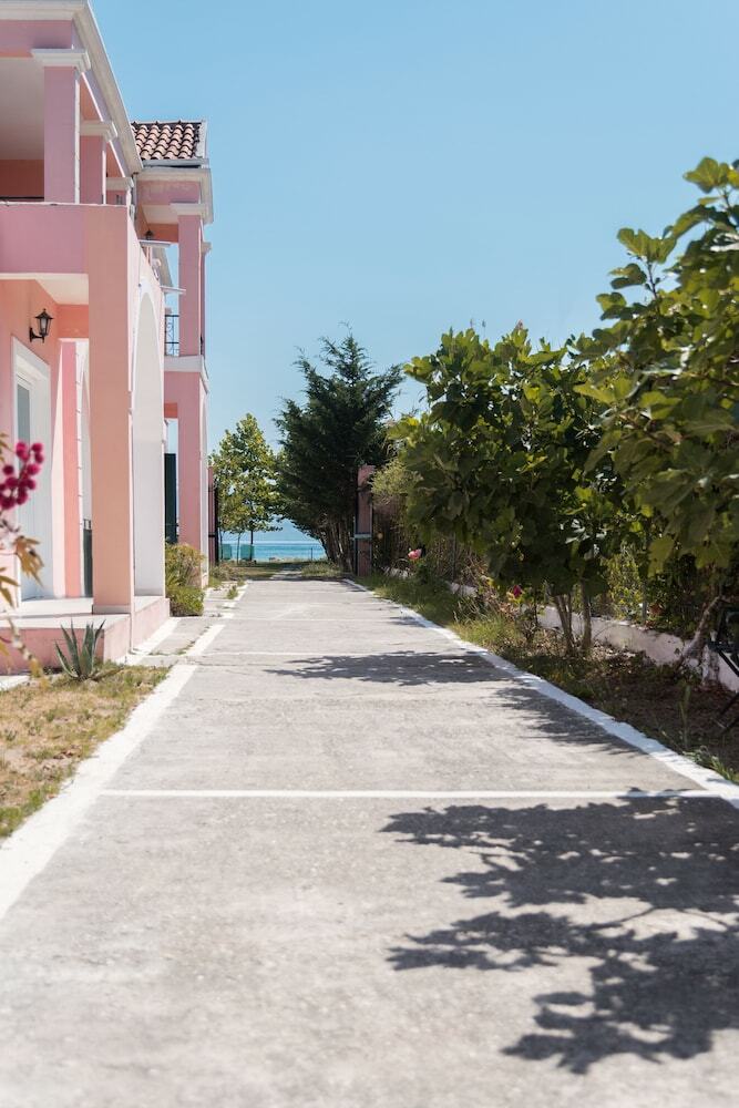 Hostal Fardini Seaside Hotel