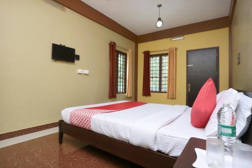 Hotel Oyo 10387 Edakkal Holiday Home