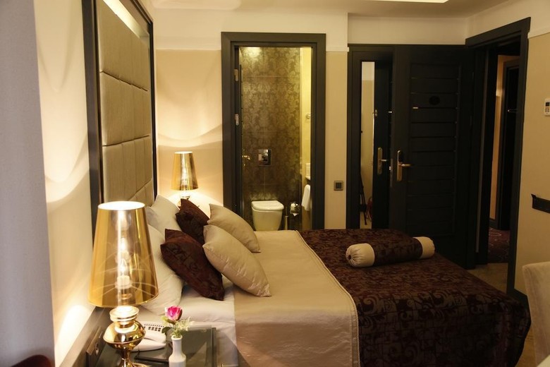 Hotel Mirilayon
