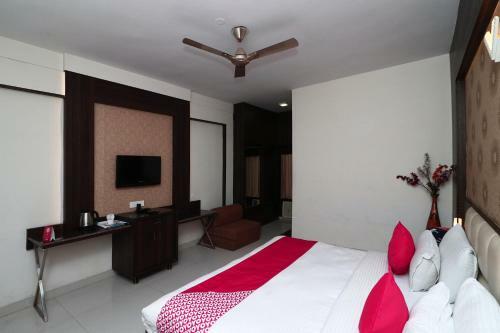 Oyo 5189 Hotel East Lite
