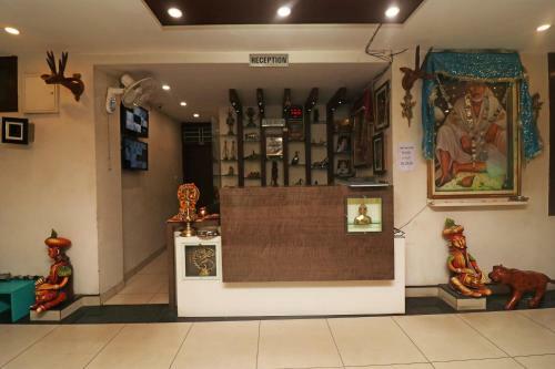 Oyo 27611 Hotel Shree Regency