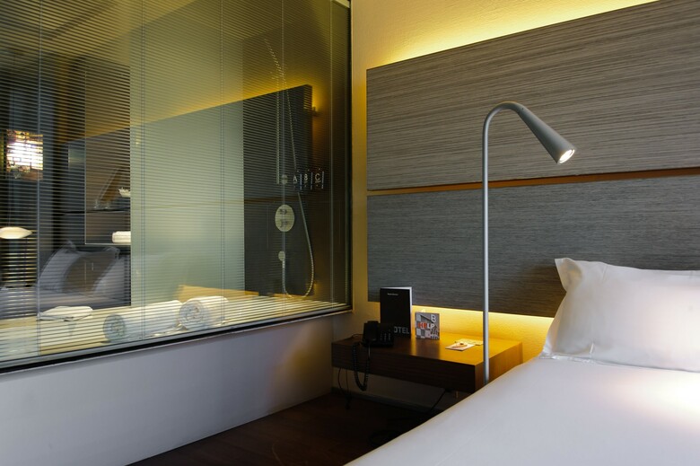 B-hotel
