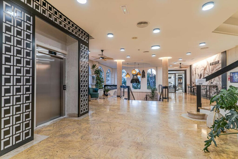 Hotel Ramada Resort By Wyndham Puerto de Mazarron