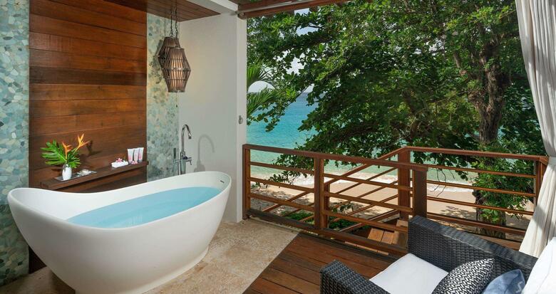 Hotel Sandals Regency La Toc