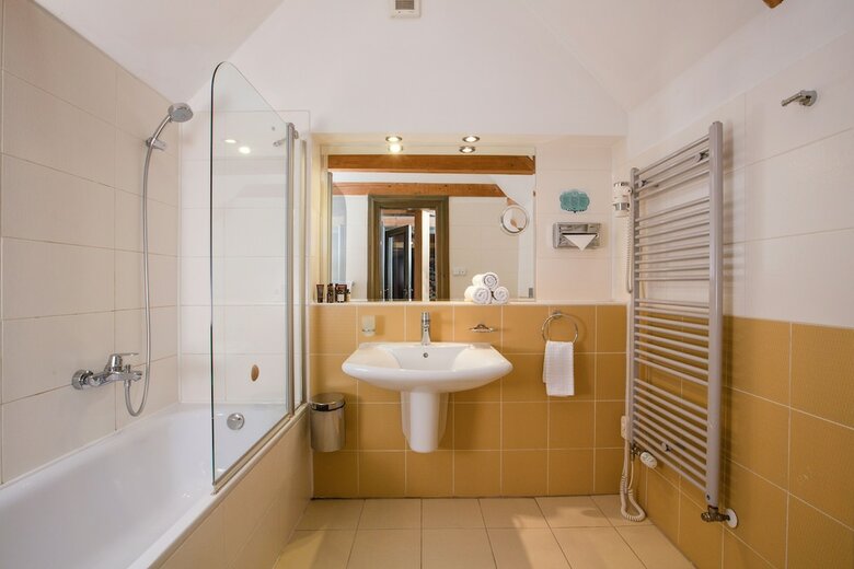 Hotel Ea Residence U B�l� Ku�elky