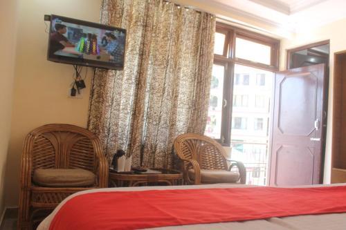 Hotel Green Hill View Rooms In Bhagsu