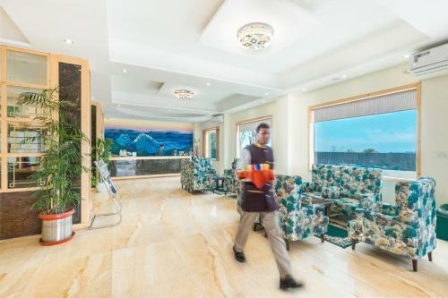 Hotel D'polo Club & Spa Resort