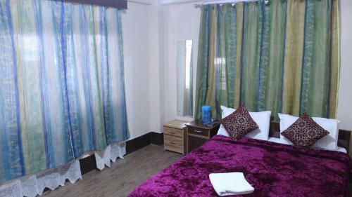 Hotel Zero To One Stay - Silk Route Residence