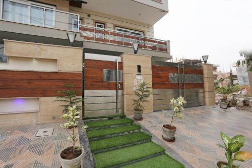 Hotel Oyo 23659 Faris Residency