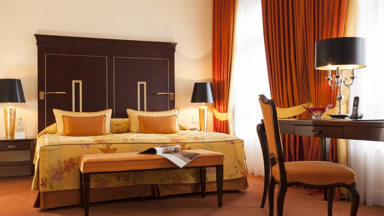 Buelow Palais And Residenz Hotel