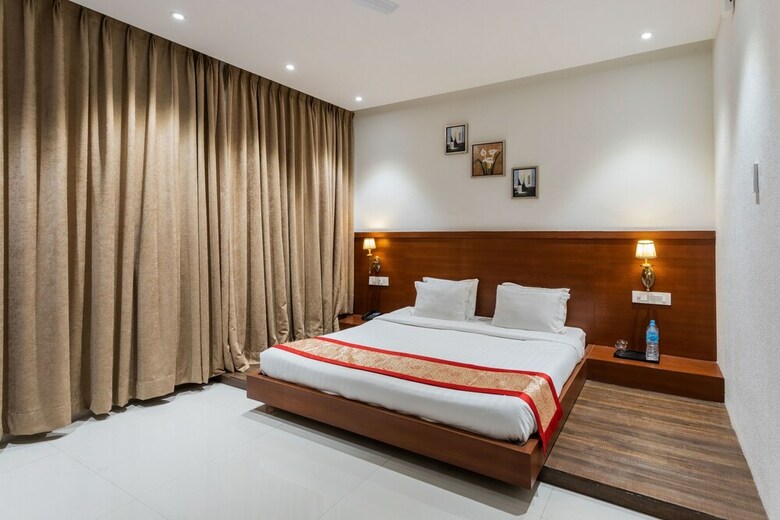 Hotel The Chandra Leela